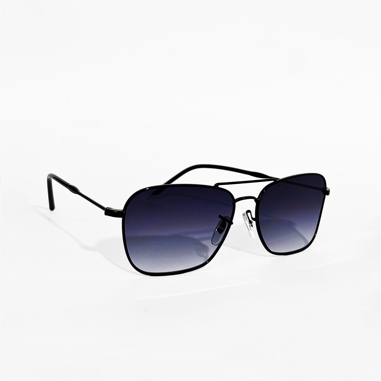 Nova Black Gradient Aviator Sunglasses