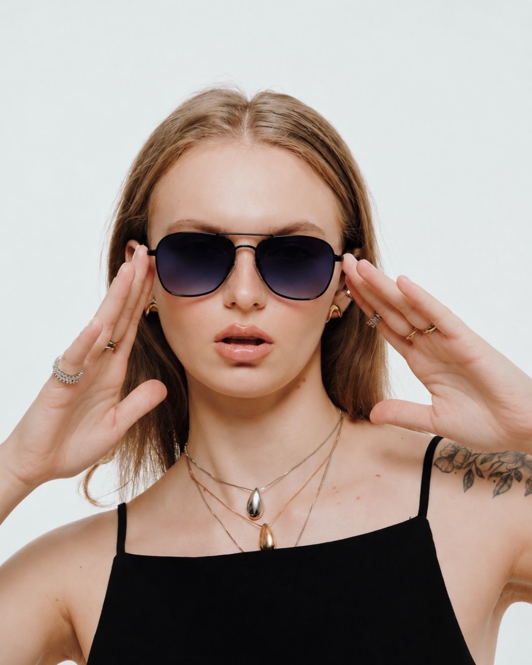 Nova Black Gradient Aviator Sunglasses