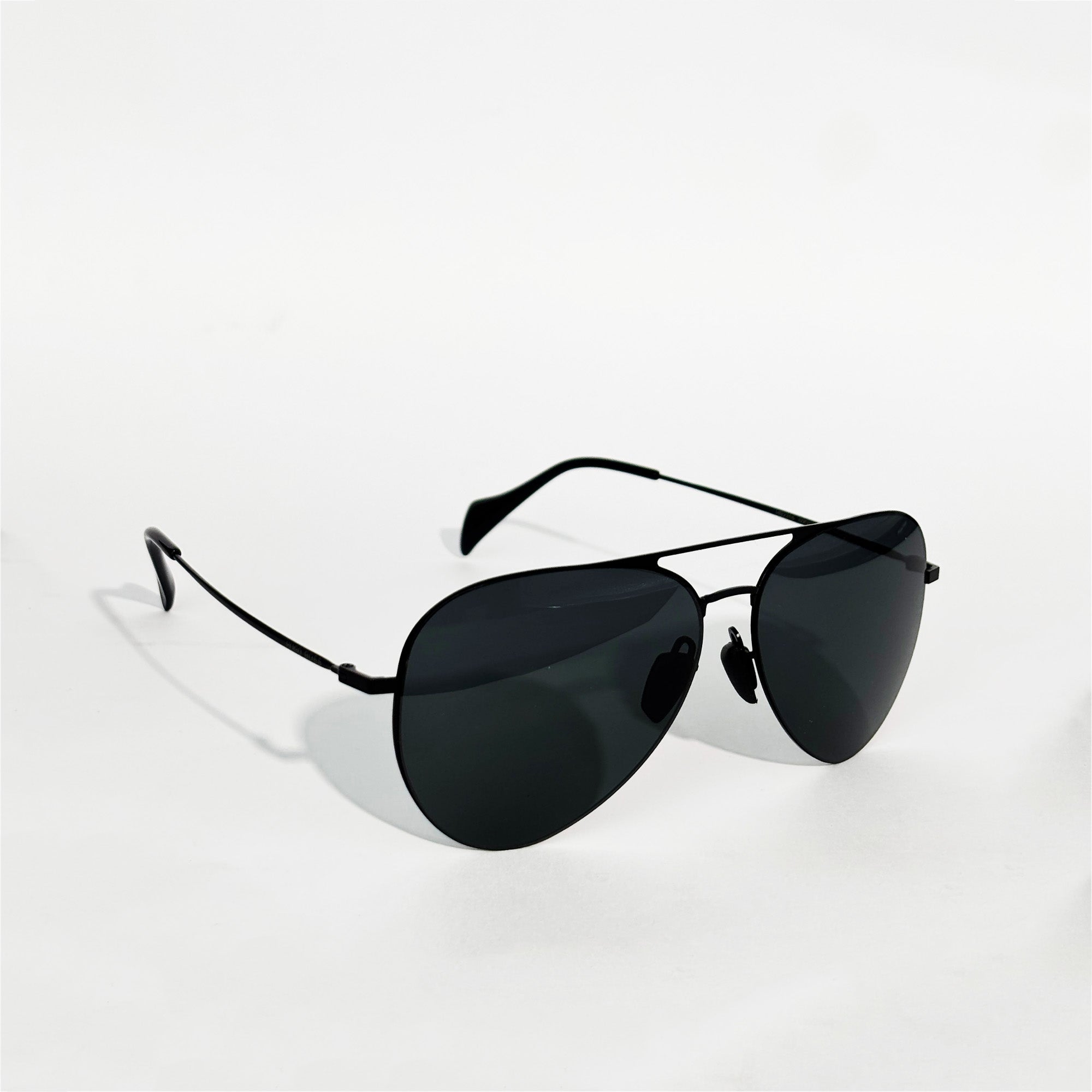 Aero Black Aviator Sunglasses